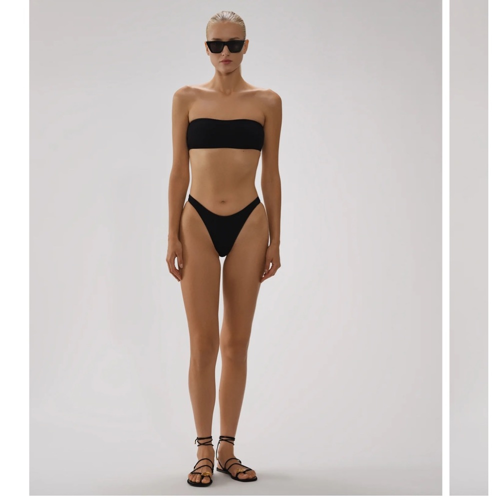 CECE ALL-AROUND BANDEAU IN CRINKLE